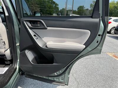 2014 Subaru Forester 2.5i Premium   - Photo 17 - Jonestown, PA 17038