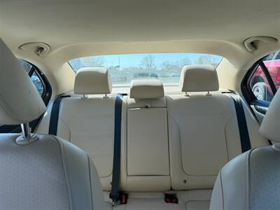 2016 Volkswagen Jetta 1.8T SEL - Photo 23 - Jonestown, PA 17038