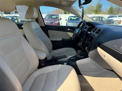 2016 Volkswagen Jetta 1.8T SEL - Photo 22 - Jonestown, PA 17038