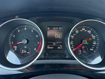 2016 Volkswagen Jetta 1.8T SEL - Photo 24 - Jonestown, PA 17038