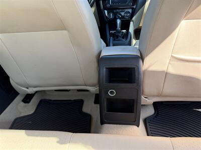 2016 Volkswagen Jetta 1.8T SEL - Photo 14 - Jonestown, PA 17038