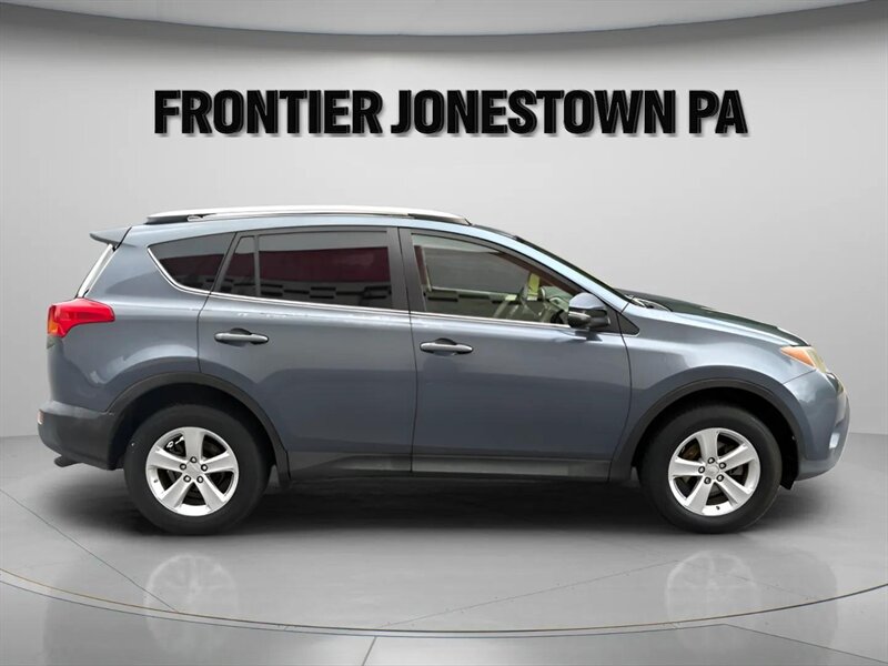 2013 Toyota RAV4 XLE - Photo 4 - Jonestown, PA 17038
