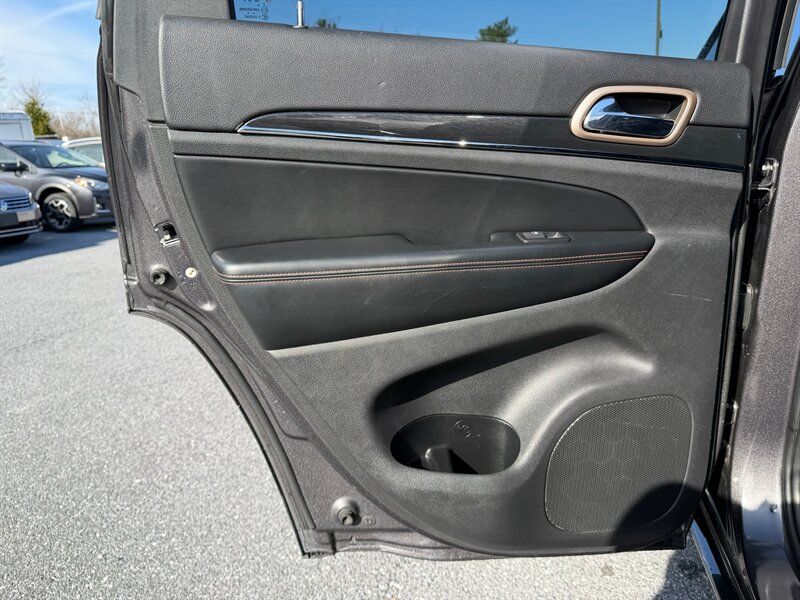 2016 Jeep Grand Cherokee Limited - Photo 13 - Jonestown, PA 17038