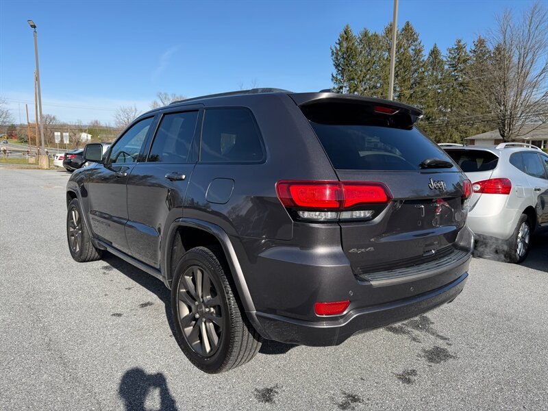 2016 Jeep Grand Cherokee Limited - Photo 7 - Jonestown, PA 17038