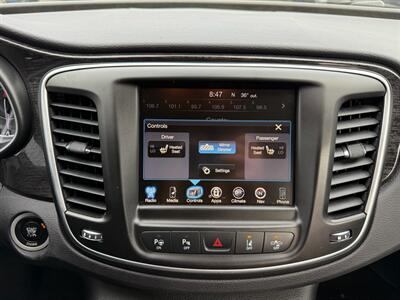 2015 Chrysler 200 C   - Photo 23 - Jonestown, PA 17038