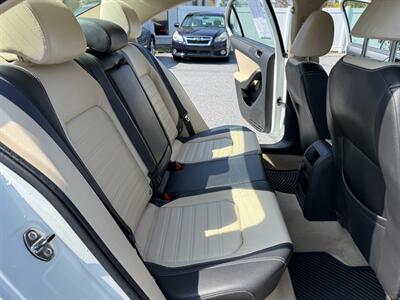 2014 Volkswagen Jetta SEL PZEV   - Photo 18 - Jonestown, PA 17038
