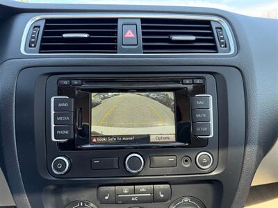 2014 Volkswagen Jetta SEL PZEV   - Photo 24 - Jonestown, PA 17038