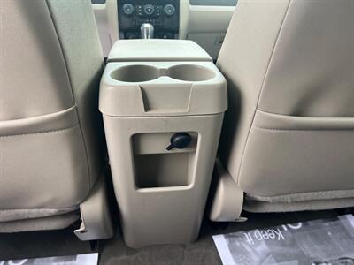 2009 Ford Escape Hybrid   - Photo 10 - Jonestown, PA 17038