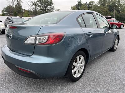 2011 Mazda Mazda3 i Touring   - Photo 4 - Jonestown, PA 17038