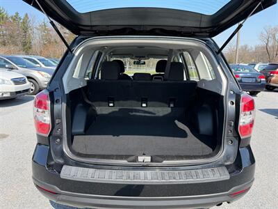 2016 Subaru Forester 2.5i   - Photo 13 - Jonestown, PA 17038