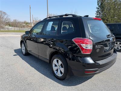 2016 Subaru Forester 2.5i   - Photo 8 - Jonestown, PA 17038