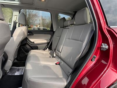 2015 Subaru Forester 2.5i Limited   - Photo 13 - Jonestown, PA 17038