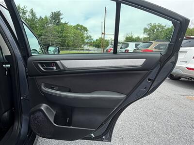 2016 Subaru Legacy 2.5i Premium - Photo 13 - Jonestown, PA 17038