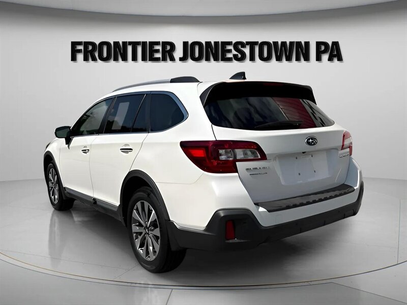 2019 Subaru Outback 2.5i Touring - Photo 7 - Jonestown, PA 17038