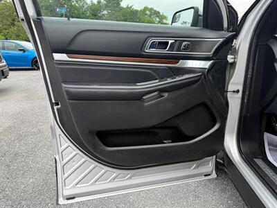 2016 Ford Explorer Limited   - Photo 9 - Jonestown, PA 17038