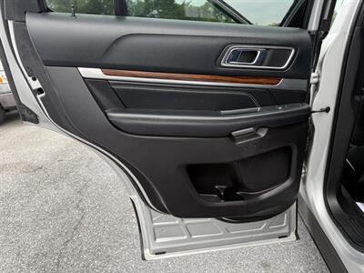 2016 Ford Explorer Limited   - Photo 11 - Jonestown, PA 17038