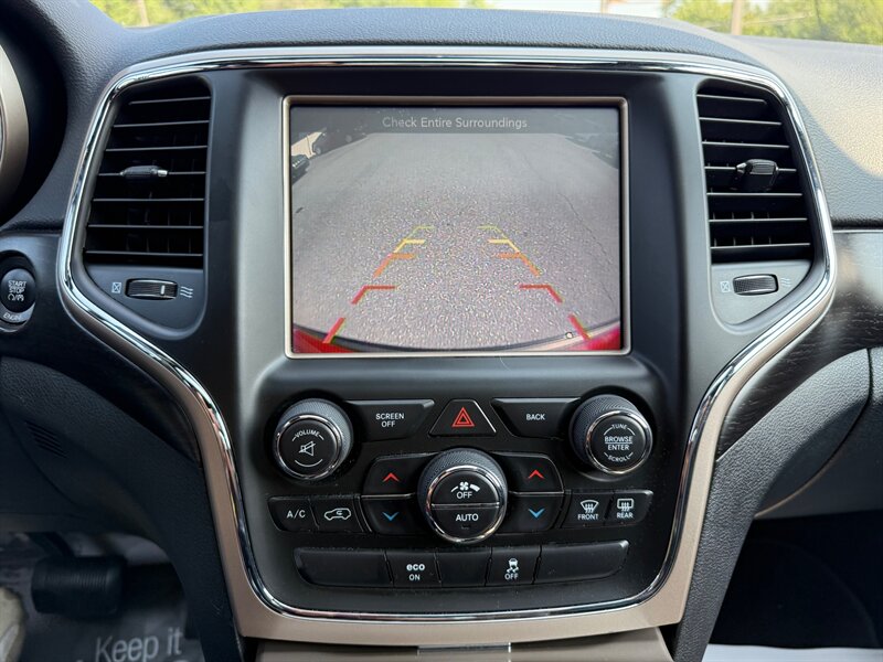 2015 Jeep Grand Cherokee Laredo photo 31