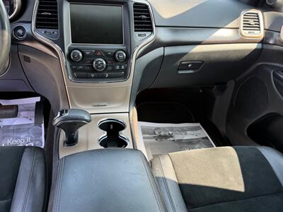 2015 Jeep Grand Cherokee Laredo   - Photo 15 - Jonestown, PA 17038
