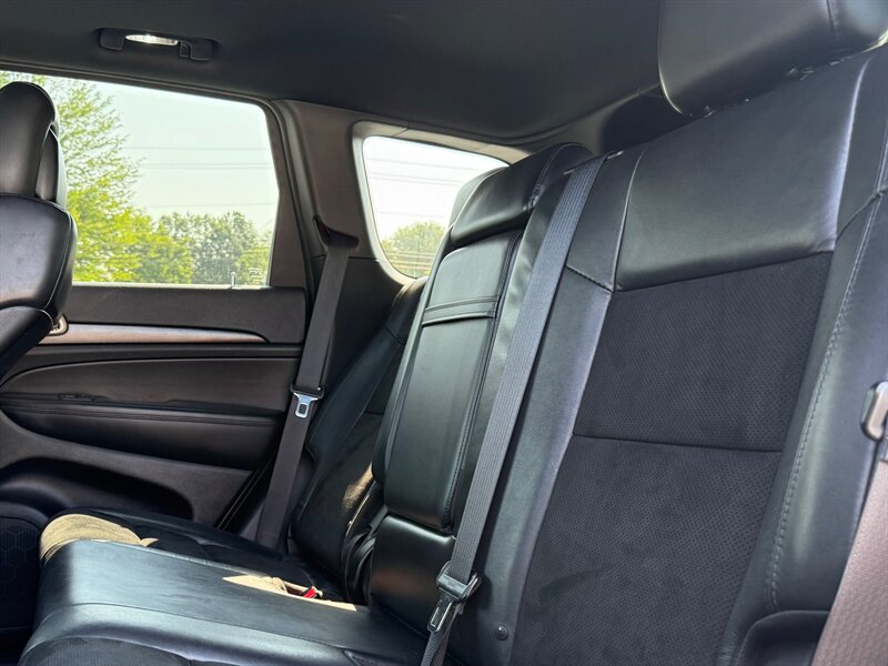 2015 Jeep Grand Cherokee Laredo photo 10