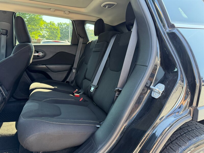 2016 Jeep Cherokee Latitude - Photo 11 - Jonestown, PA 17038