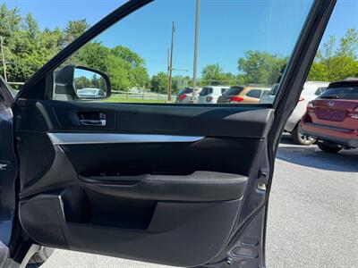 2013 Subaru Outback 2.5i - Photo 17 - Jonestown, PA 17038