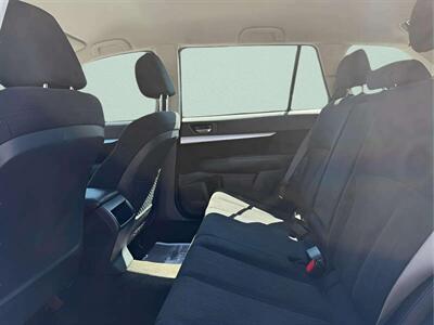 2013 Subaru Outback 2.5i - Photo 12 - Jonestown, PA 17038