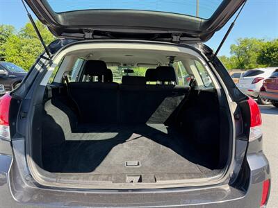 2013 Subaru Outback 2.5i - Photo 13 - Jonestown, PA 17038
