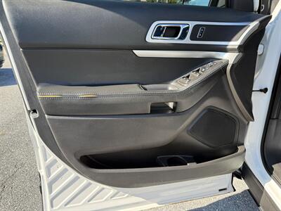 2013 Ford Explorer XLT   - Photo 9 - Jonestown, PA 17038