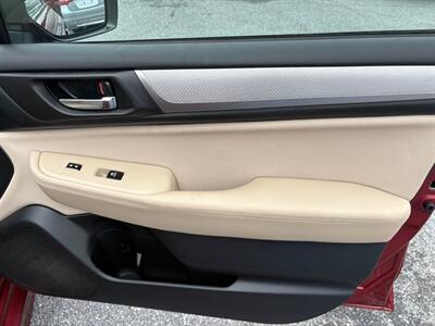 2016 Subaru Legacy 2.5i Premium   - Photo 19 - Jonestown, PA 17038