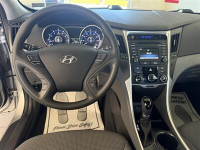 2014 Hyundai SONATA GLS - Photo 16 - Millerstown, PA 17062