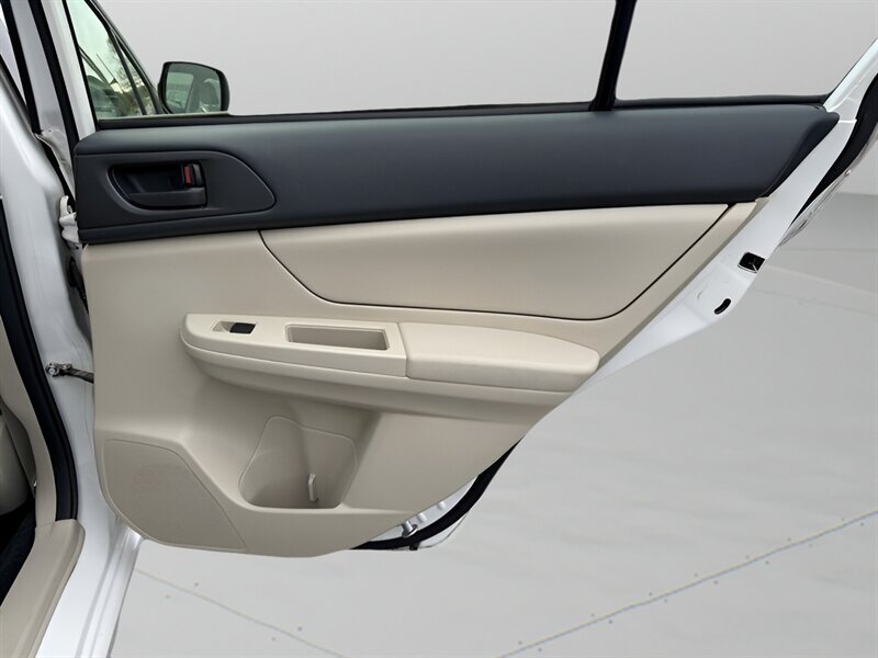 2012 Subaru Impreza 2.0I - Photo 14