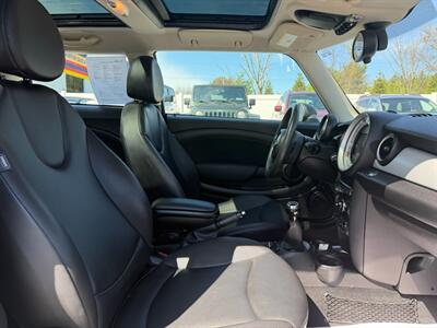2013 MINI Hardtop Cooper   - Photo 14 - Jonestown, PA 17038