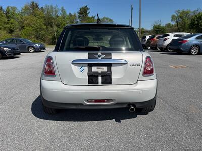 2013 MINI Hardtop Cooper   - Photo 7 - Jonestown, PA 17038