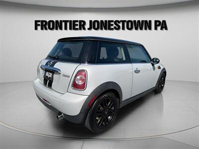 2013 MINI Hardtop Cooper - Photo 5 - Jonestown, PA 17038