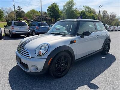 2013 MINI Hardtop Cooper   - Photo 2 - Jonestown, PA 17038