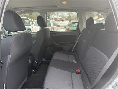 2015 Subaru Forester 2.5i Premium   - Photo 12 - Jonestown, PA 17038