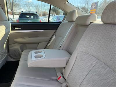 2014 Subaru Legacy 2.5i Premium   - Photo 12 - Jonestown, PA 17038