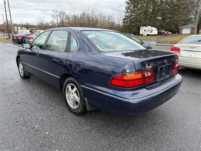 1999 Toyota Avalon XL   - Photo 8 - Jonestown, PA 17038