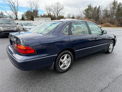 1999 Toyota Avalon XL   - Photo 6 - Jonestown, PA 17038