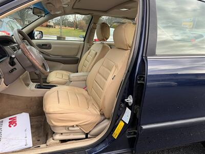 1999 Toyota Avalon XL   - Photo 9 - Jonestown, PA 17038