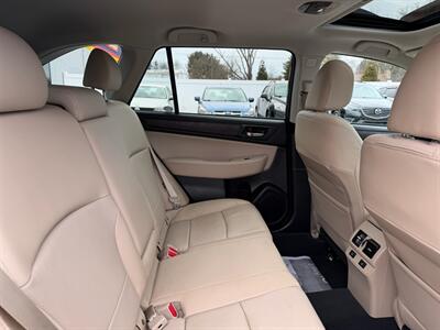 2017 Subaru Outback 2.5i Limited   - Photo 15 - Jonestown, PA 17038