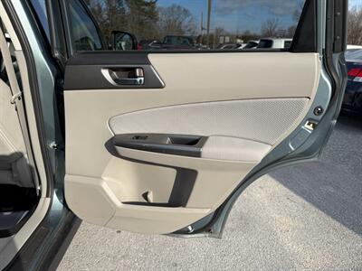 2013 Subaru Forester 2.5X Premium   - Photo 15 - Jonestown, PA 17038