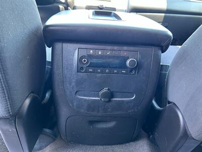 2009 GMC Yukon XL   - Photo 13 - Jonestown, PA 17038