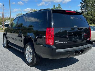 2009 GMC Yukon XL   - Photo 8 - Jonestown, PA 17038