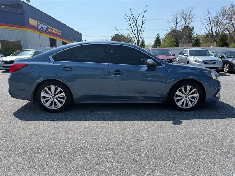 2018 Subaru Legacy 2.5i Limited - Photo 5 - Jonestown, PA 17038