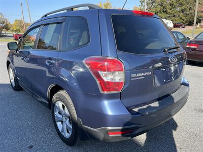 2014 Subaru Forester 2.5i Premium   - Photo 2 - Jonestown, PA 17038