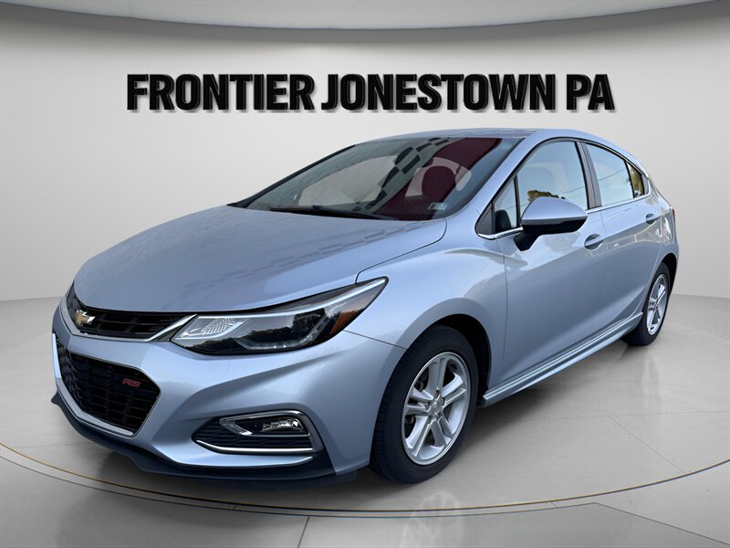 2017 Chevrolet Cruze LT Auto - Photo 2 - Jonestown, PA 17038