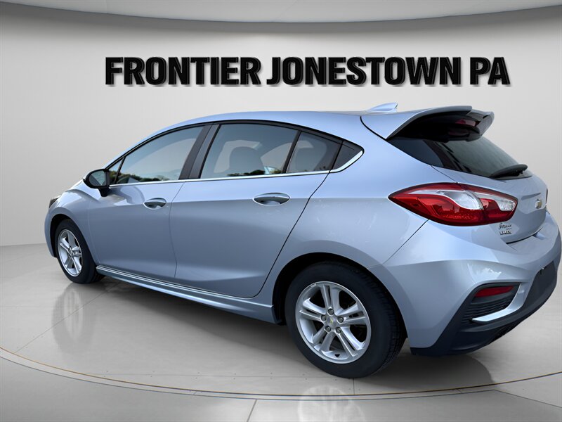 2017 Chevrolet Cruze LT Auto - Photo 8 - Jonestown, PA 17038