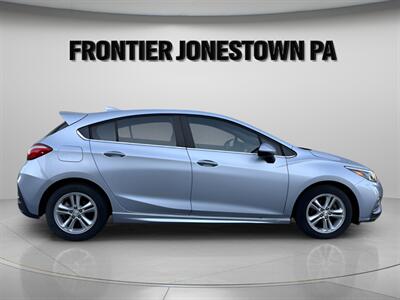 2017 Chevrolet Cruze LT Auto - Photo 5 - Jonestown, PA 17038