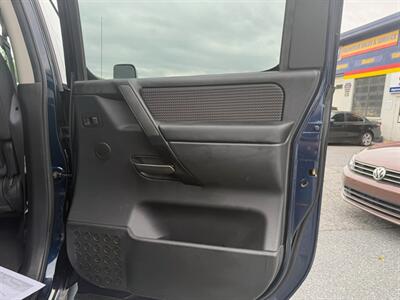 2010 Nissan Titan SE - Photo 13 - Jonestown, PA 17038